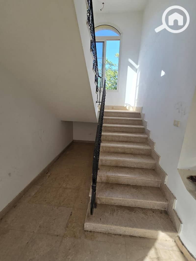 11 611239ad-580f-4d23-9ad5-157ab0efdfbc. jpeg