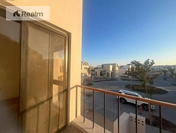 5 WhatsApp Image 2026-01-07 at 2.04. 06 AM (1). jpeg