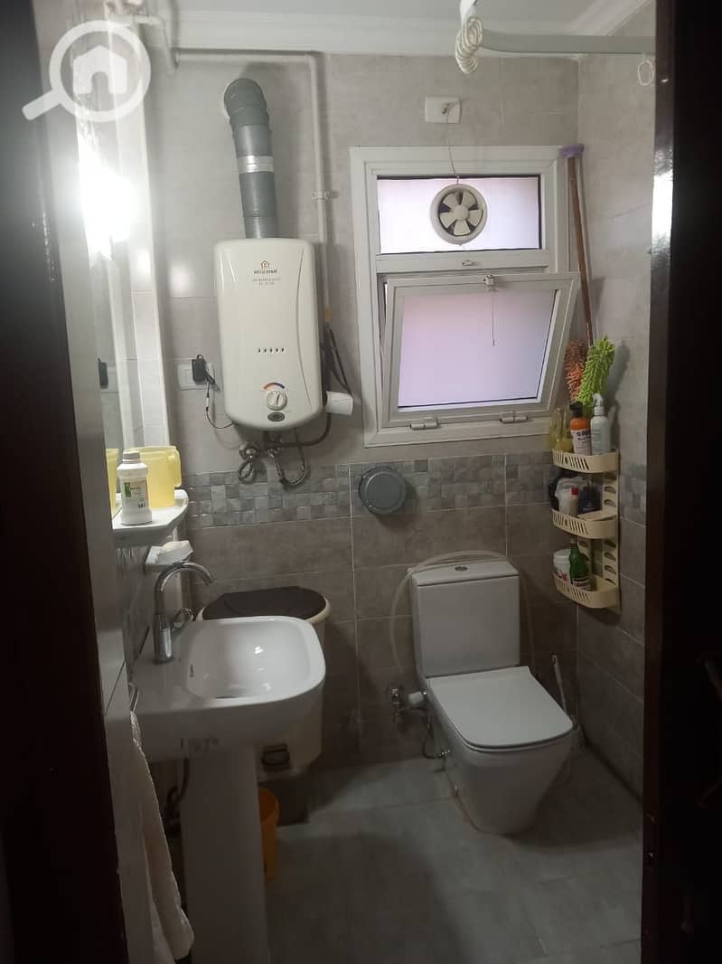 10 faee83c8-1ebb-4838-969c-3a14b9d12cd8. jpeg