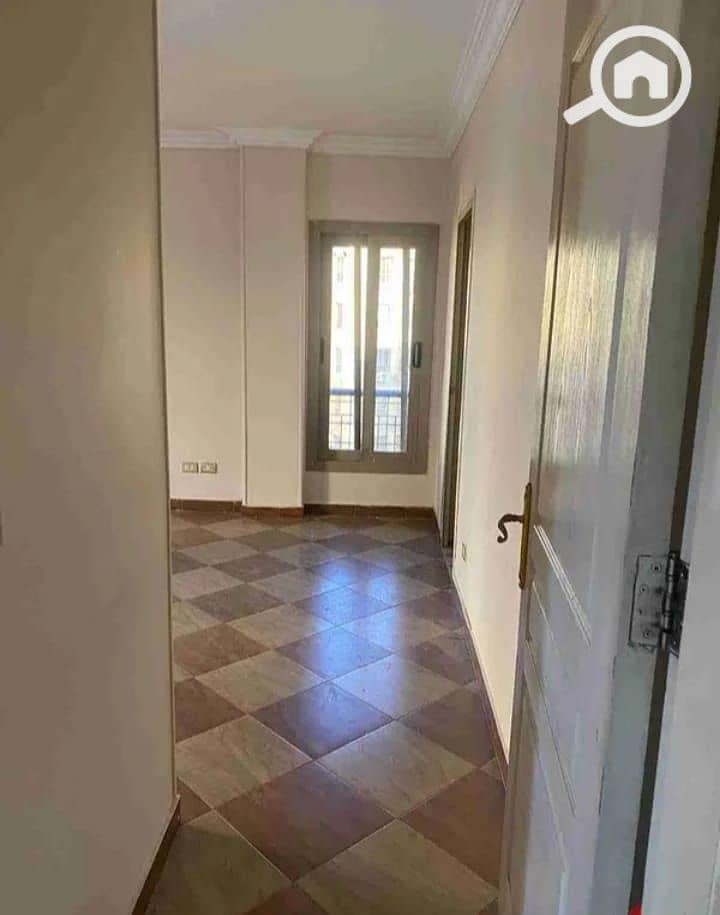 8 bcca977b-7ae1-4b0f-8473-964b3005a208. jpg