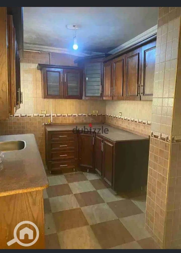 9 b6c5de33-c30c-4e06-9229-46ec0cad7342. jpg