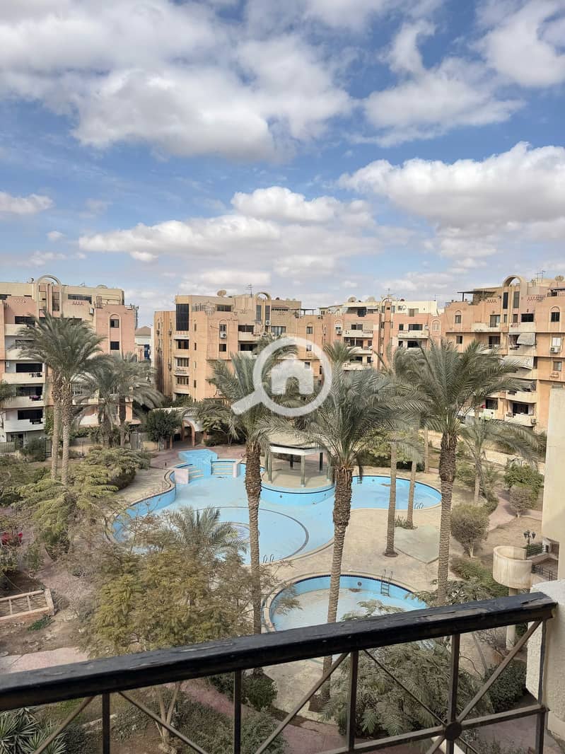 7 2b77e9b0-822a-46c1-ac36-095de3a7c9f4. jpeg