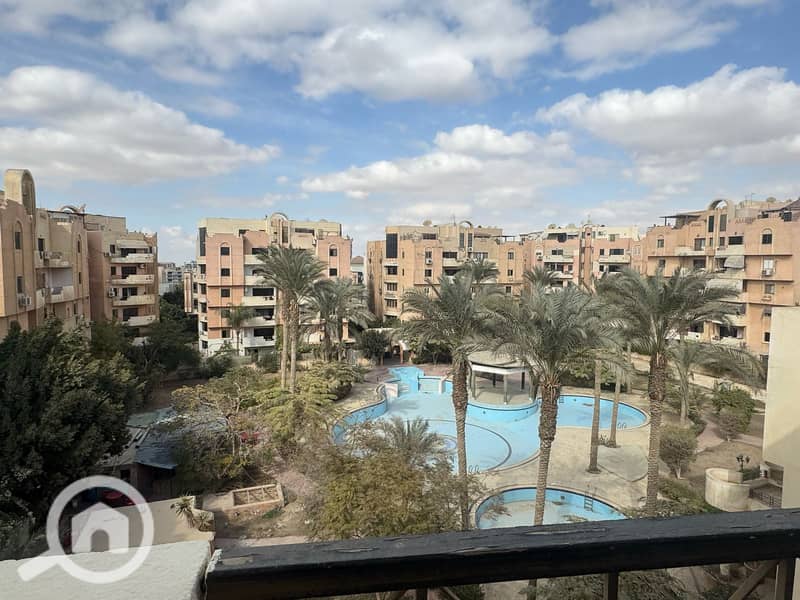 10 f50b8efc-3c6b-49f9-acb0-39b2b91b6826. jpeg