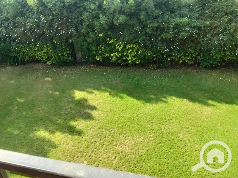 12 aae5480d-1e4b-495e-9b99-50ea994f1f19. jpg