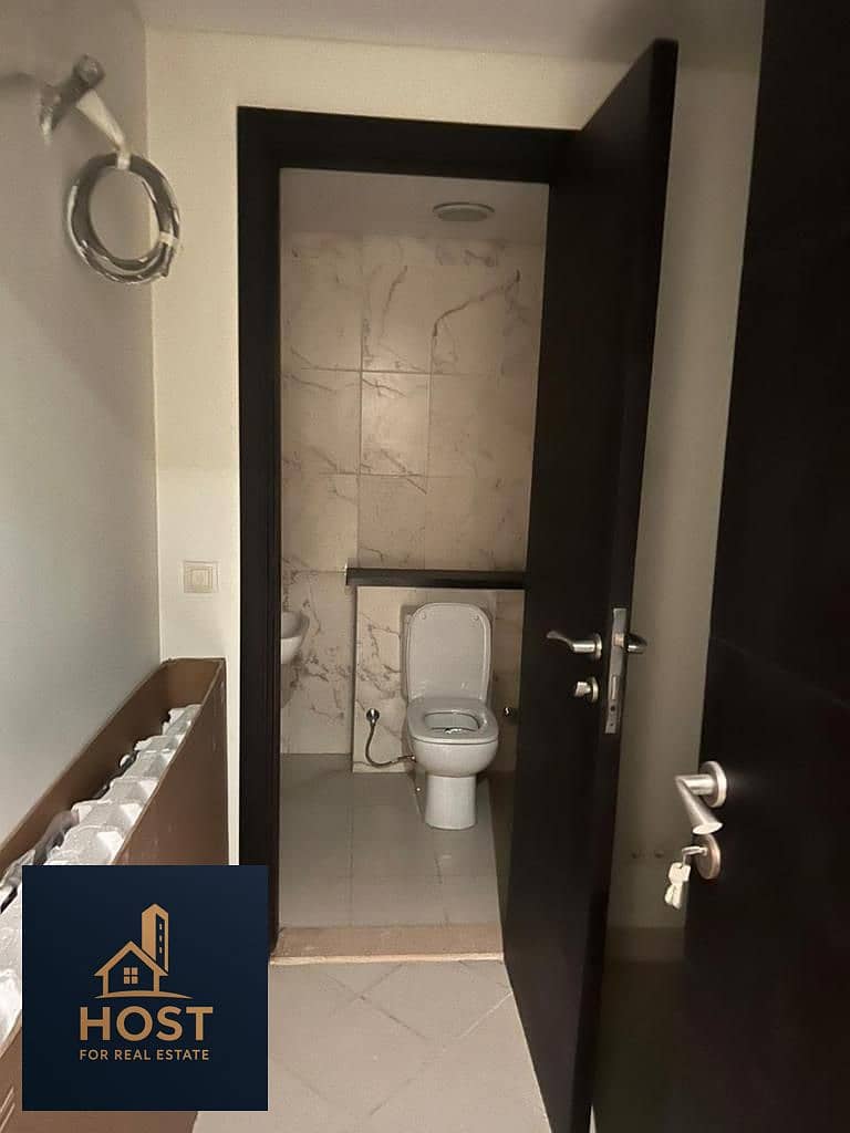 4 WhatsApp Image 2026-01-08 at 11.36. 06 (2). jpeg