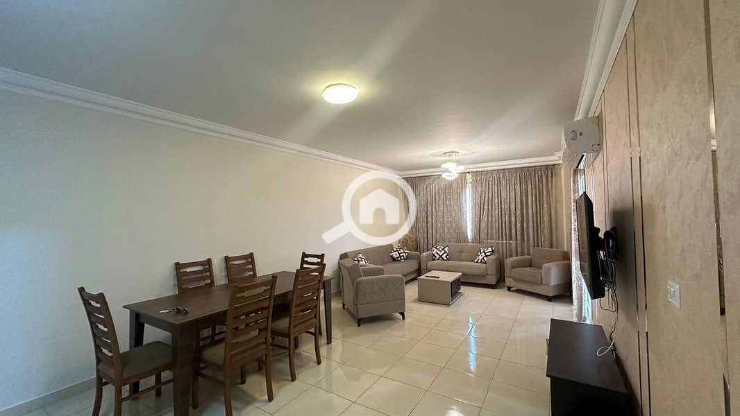 10 21214fd4-0551-414c-8b34-88e50edfc596. jpeg