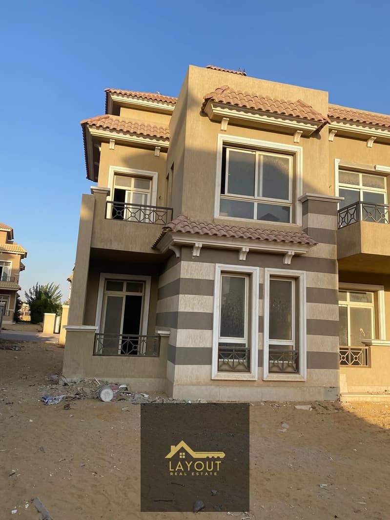 11 e0535bf5-391a-42b6-bb1a-073145d8dbb4. jpg