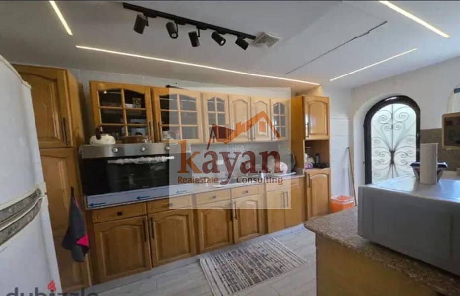 12 87b2abed-0151-40a7-a33d-bfb901d35fcc. jpg