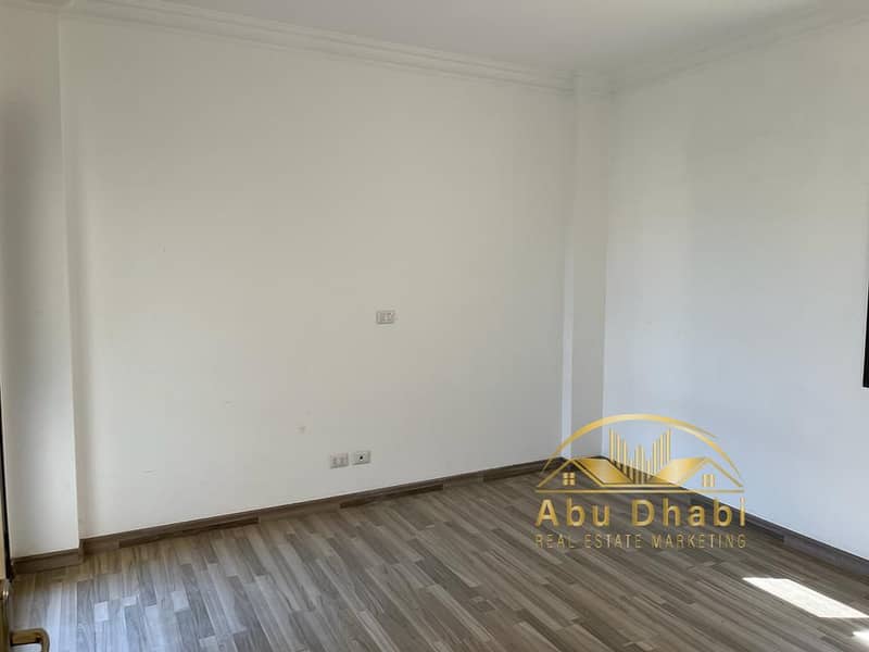 4 a4a76d46-1fe6-43ff-ad53-1206c7d6ab51. jpg