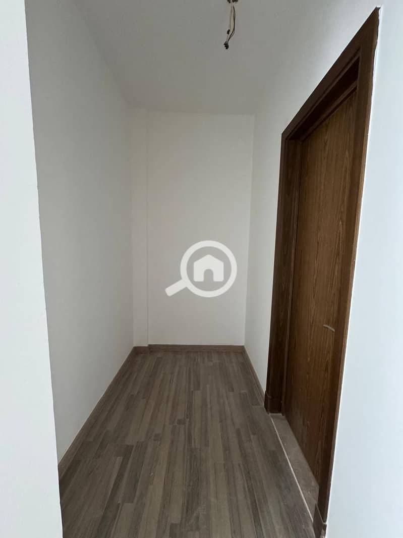 13 536275224_1481344552942855_1283760740577354164_n. jpg