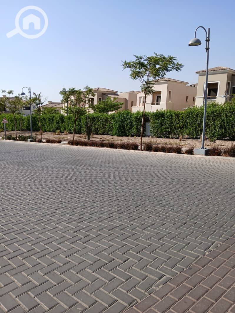 10 5125cb12-5c84-4a5b-bb82-99d7f00772d7. jpg