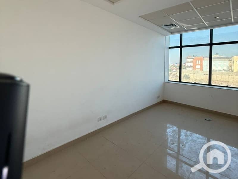 6 WhatsApp Image 2026-01-07 at 2.53. 47 PM (2). jpeg