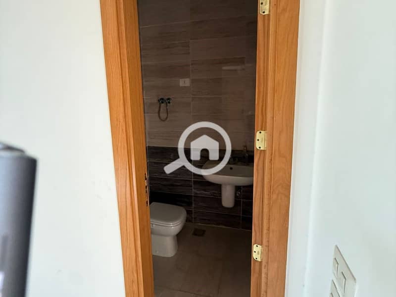 11 WhatsApp Image 2026-01-07 at 2.53. 50 PM (1). jpeg