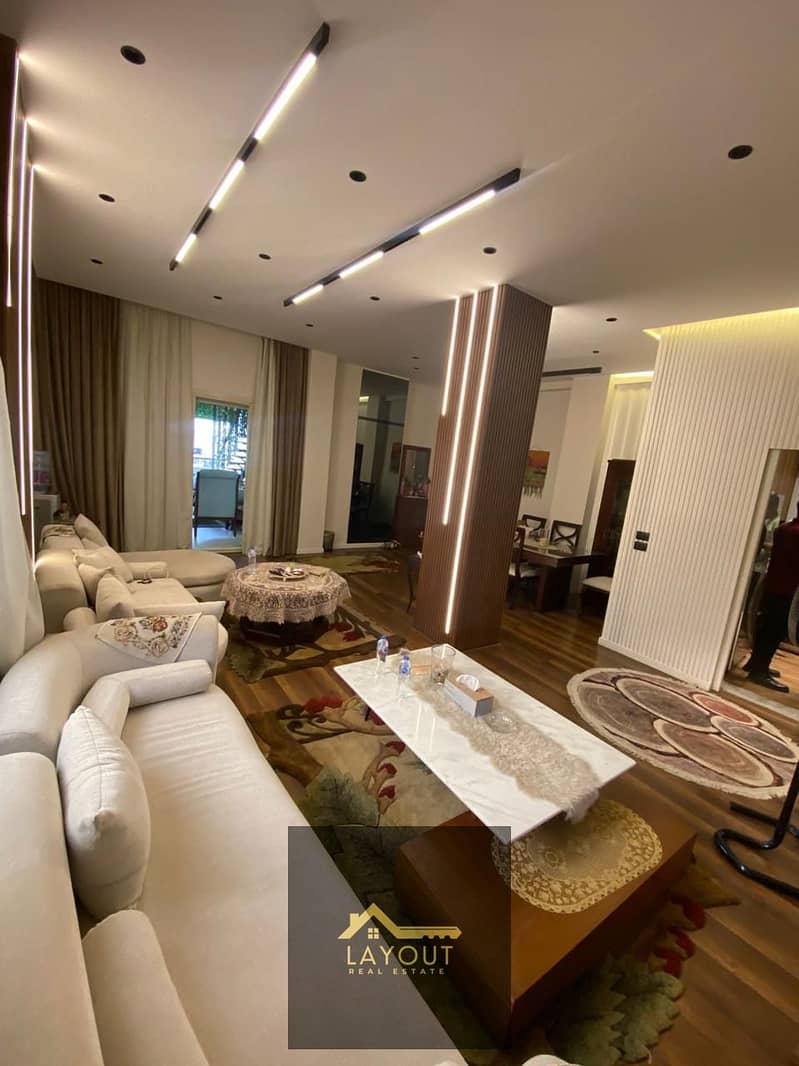 11 b9459acf-53ad-46dc-8135-deb1c6504b36. jpg