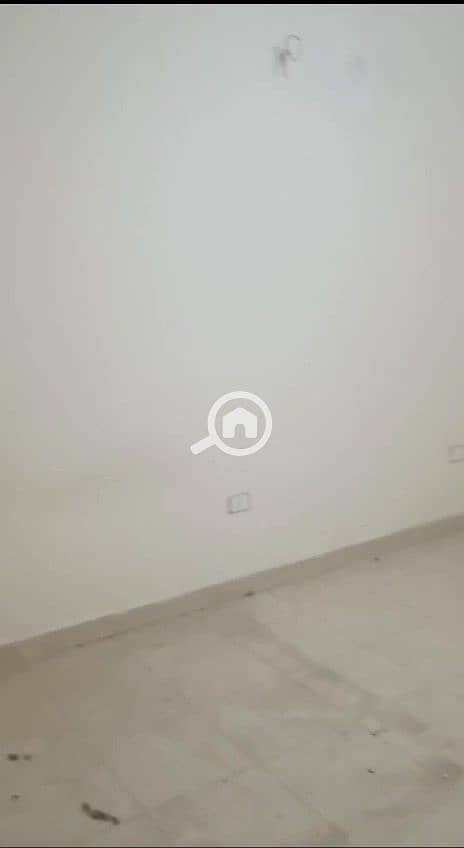 8 WhatsApp Video 2026-01-08 at 1.14. 29 PM - frame at 0m58s. jpg