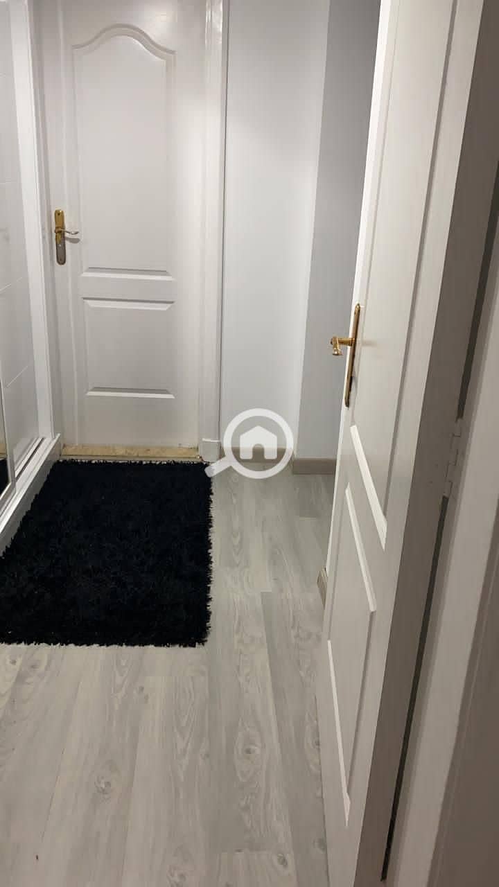 5 f8987a40-7ae7-4f60-b7db-096e4f6aaea4. jpg