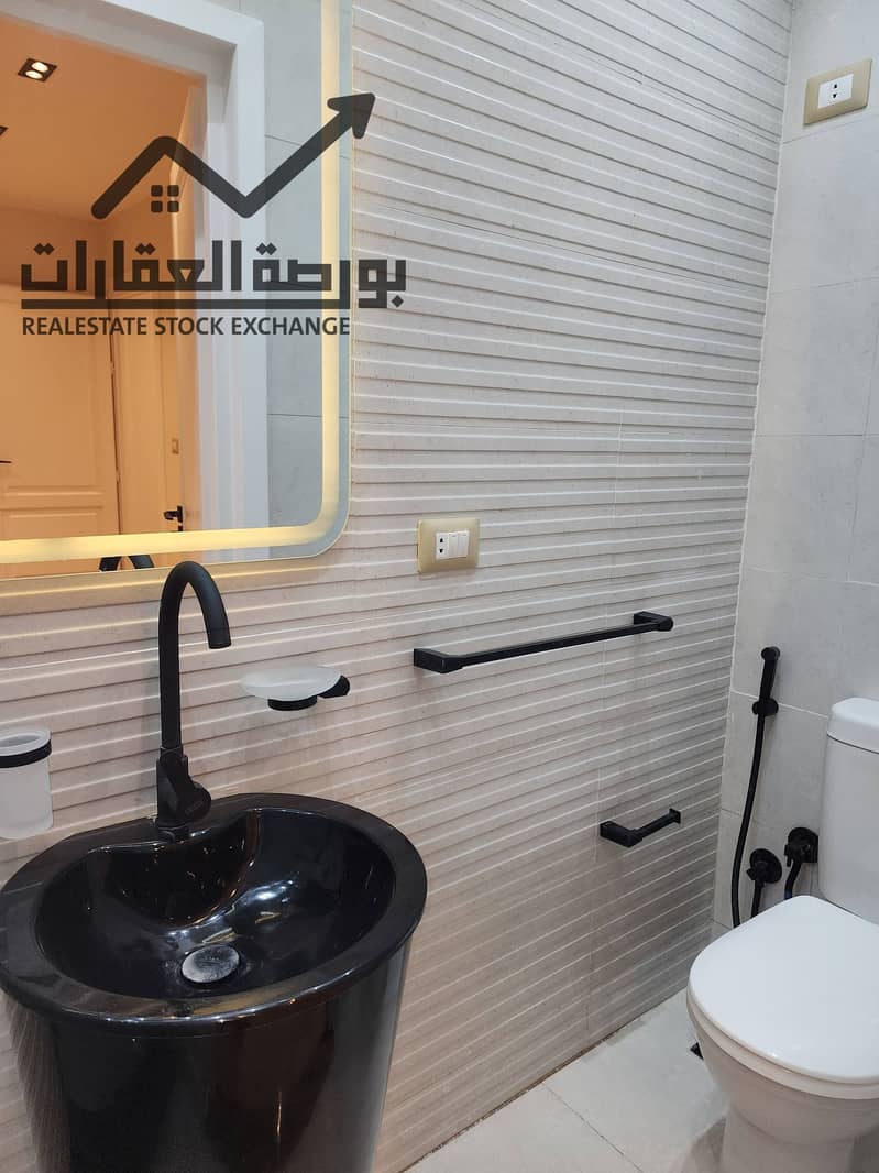 17 608424189_10241565270177965_677283275157578526_n. jpg