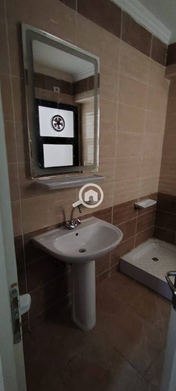 7 WhatsApp Image 2026-01-08 at 11.48. 14 AM (1). jpeg