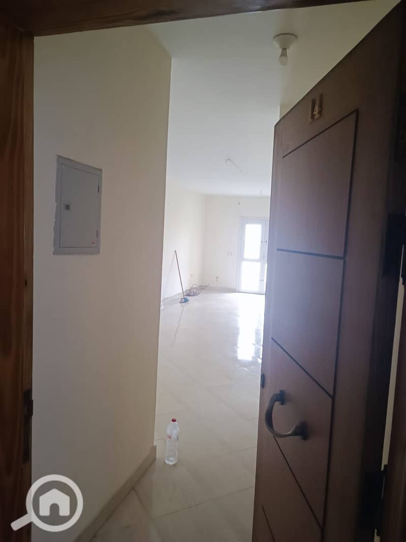 2 86f7b48d-767d-48d3-af14-1ca9cba3aa43. jpg