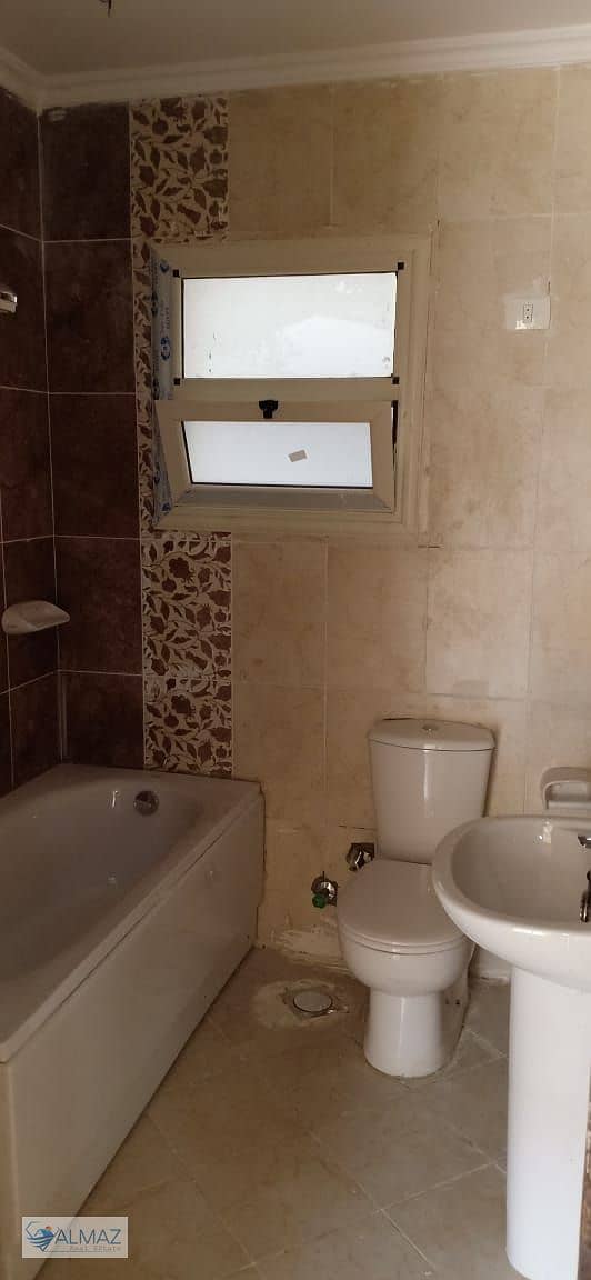 7 WhatsApp Image 2025-11-10 at 12.53. 51 PM (1). jpeg