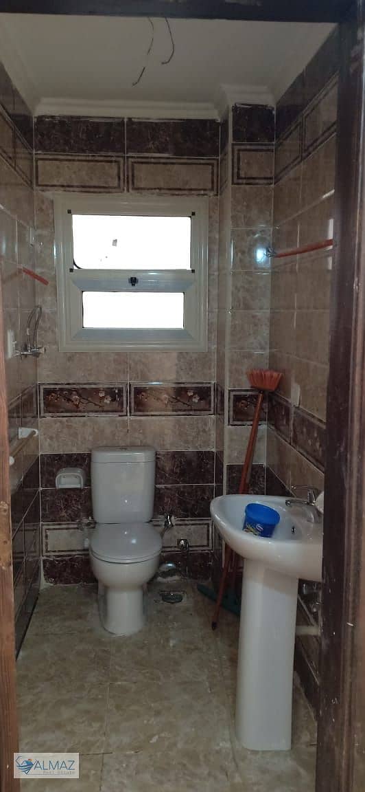 8 WhatsApp Image 2025-11-10 at 12.53. 50 PM (1). jpeg