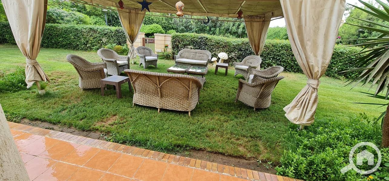 5 3eddfc77-9929-4d3b-add4-e48ac625917c. jpg