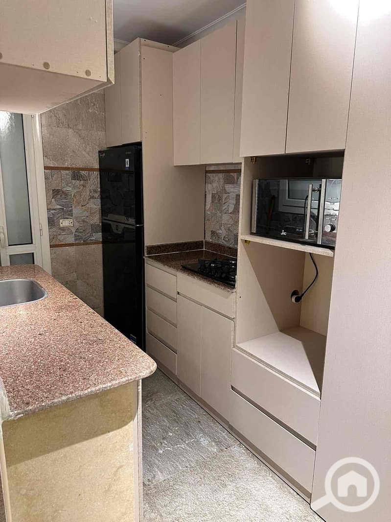 5 fcd67c6d-197a-4131-83fc-e95433d1c6a4. jpg