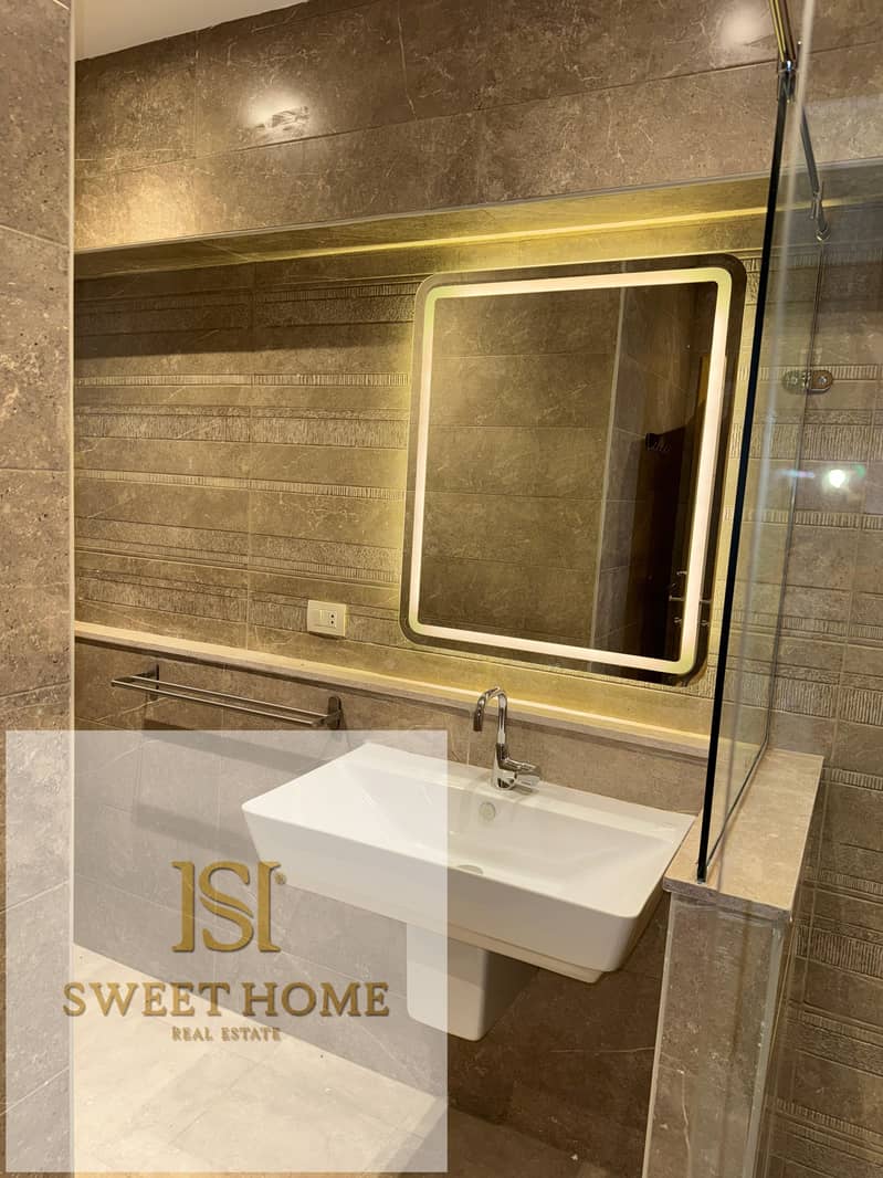 5 WhatsApp Image 2026-01-07 at 22.54. 11 (1). jpeg