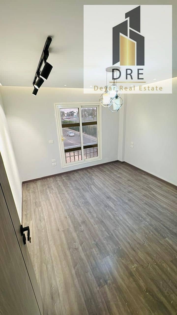 9 45b7da5d-c091-47de-9c90-9573826bb4e4. jpg