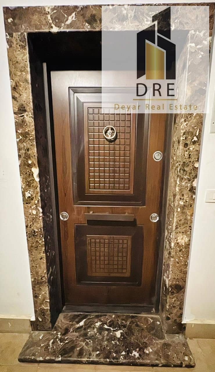 10 662ebbc5-07bf-4e69-b29d-ed188b6cd0ab. jpg