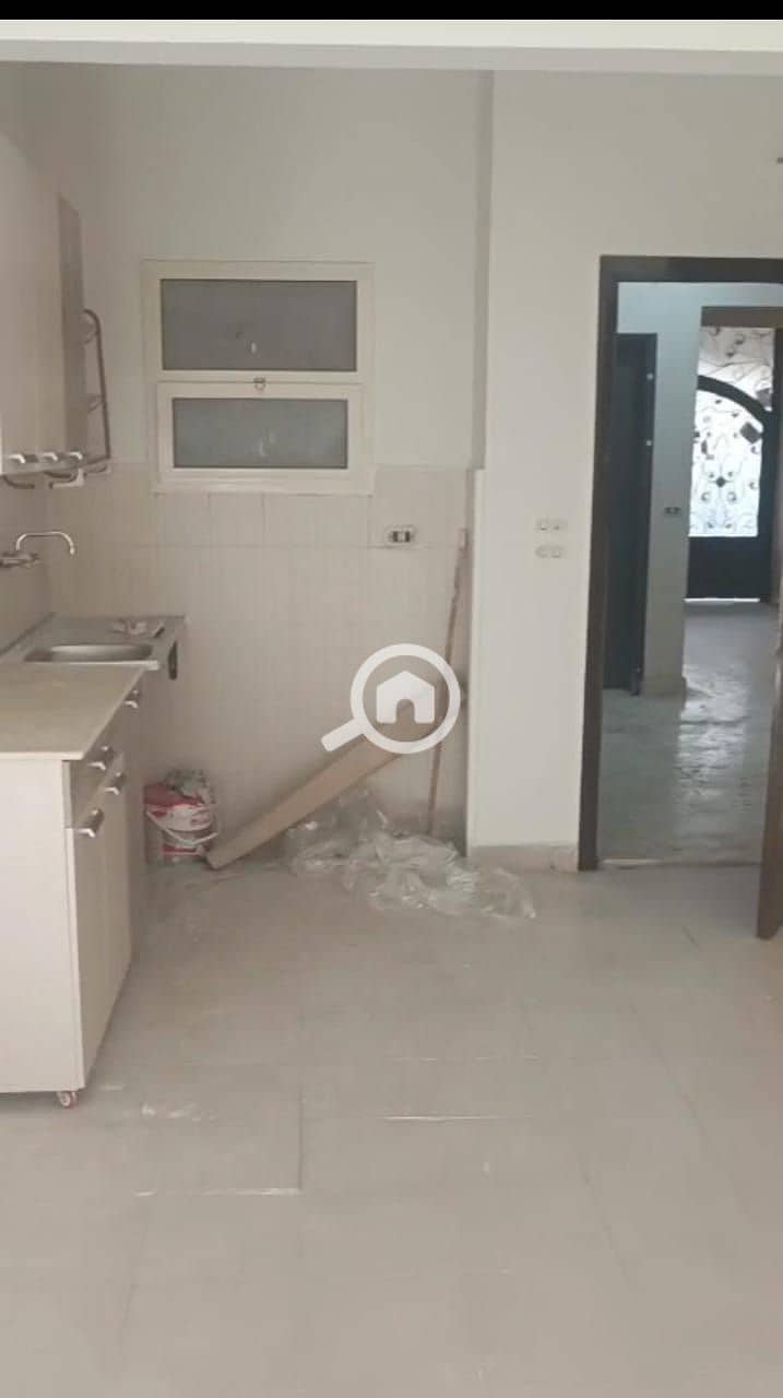 4 901db7b8-8266-4a4c-af3a-cb7f8f245155. jpg