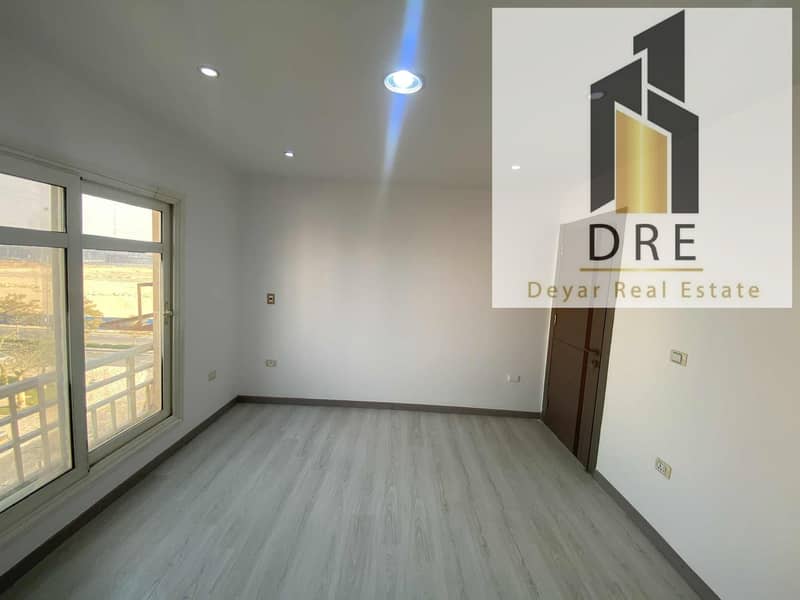 4 0f5cd9d0-dca8-4f1c-bd63-5ff88d788b6b. jpg