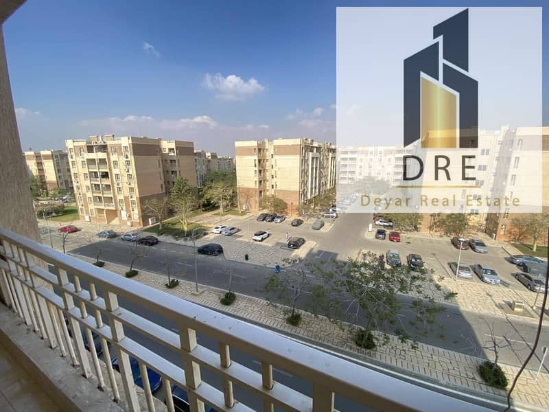 8 12e2554f-d792-45ee-8f30-f95d6e2a4f97. jpg