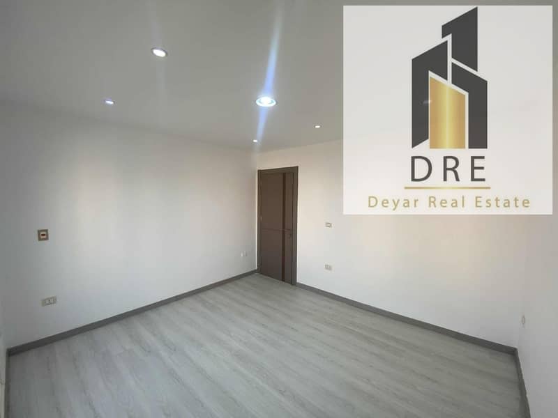 18 c142fea0-5b09-4800-b1d5-8e0fe95a88e1. jpg