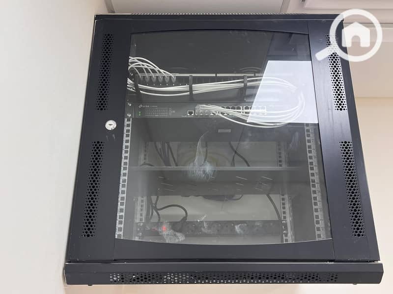 11 8d4004ba-8235-4f63-a78e-67b1b0255b47. jpg