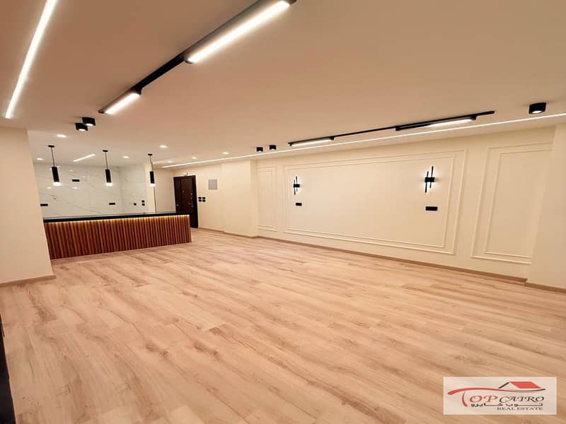 4 WhatsApp Image 2026-01-07 at 11.12. 52 PM_1200x900. jpg