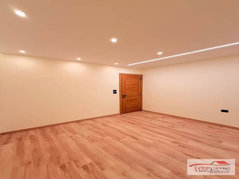 7 WhatsApp Image 2026-01-07 at 11.12. 53 PM_1200x900. jpg