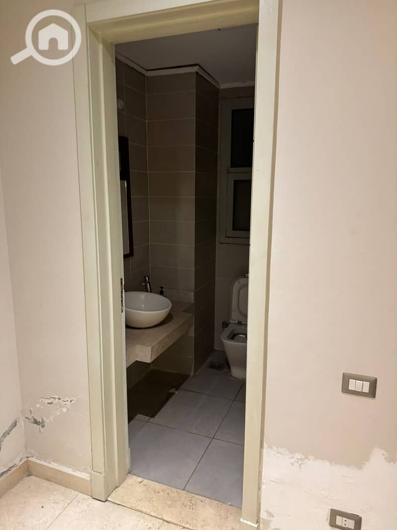 4 WhatsApp Image 2026-01-08 at 1.37. 33 PM. jpeg