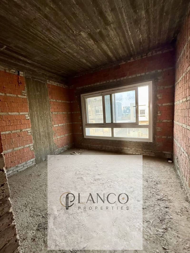 11 WhatsApp Image 2026-01-08 at 12.11. 25 PM (1). jpeg