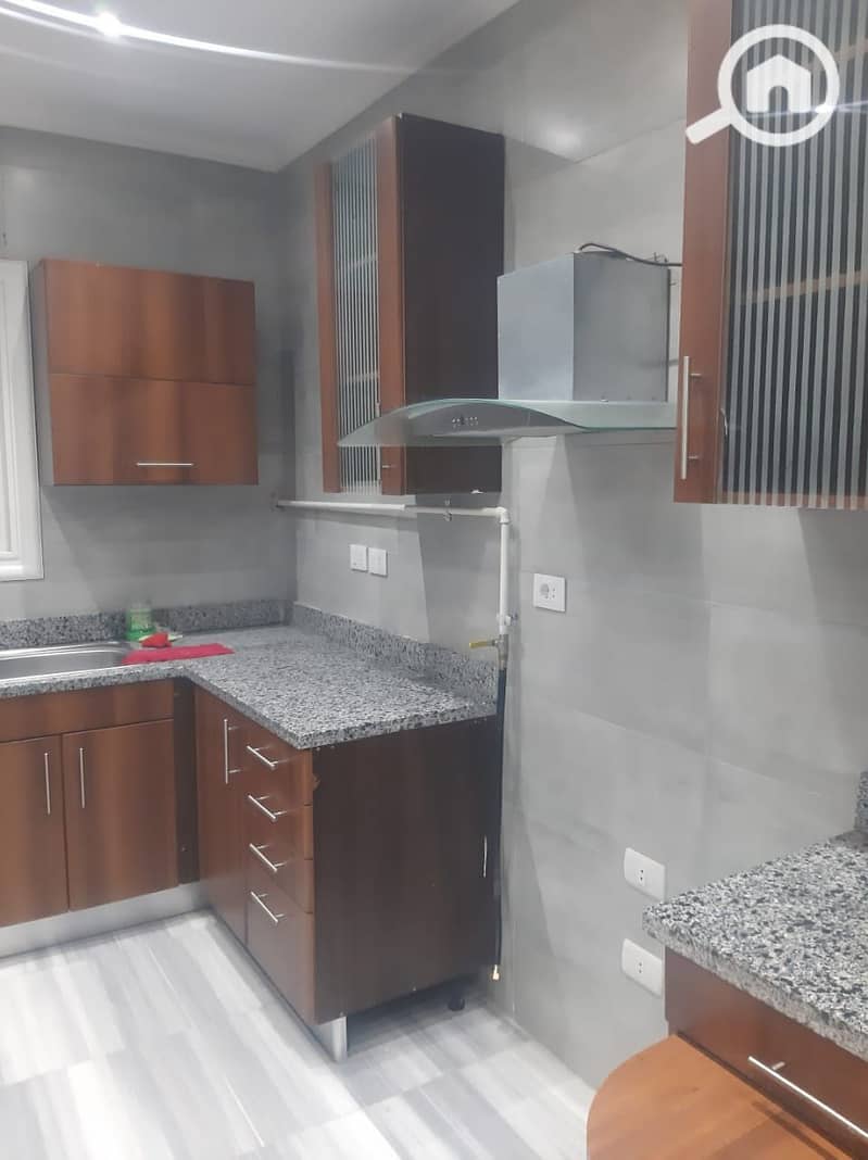 5 b5b29c97-8455-4a63-8ada-6e3186ce5de5. jpg