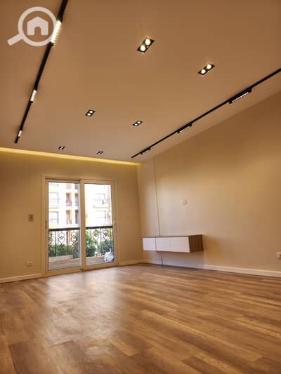 2 Bedroom Flat for Sale in New Cairo, Cairo - 695e633f9831d_WhatsApp-Image-2026-01-07-at-3.56. 04-PM-(1). jpeg