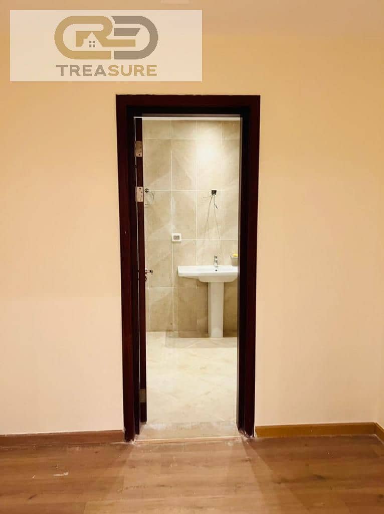 12 WhatsApp Image 2026-01-08 at 1.54. 08 PM (1). jpeg