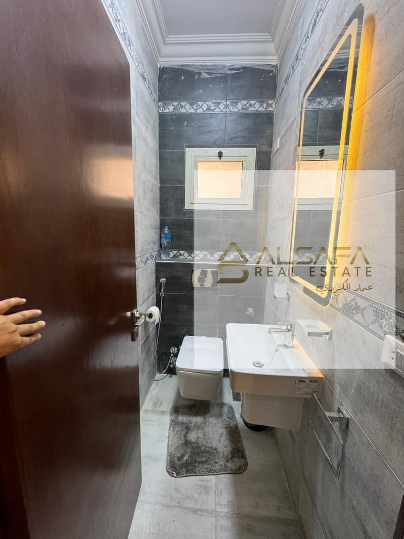 7 WhatsApp Image 2026-01-08 at 1.07. 49 PM (4). jpeg