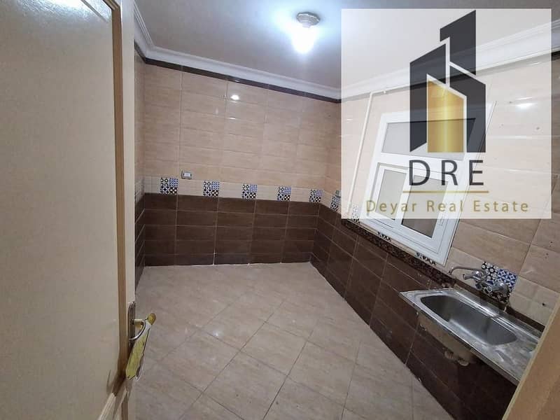 4 a5425266-66a4-4be9-b5e5-c9300b29d6e0. jpg