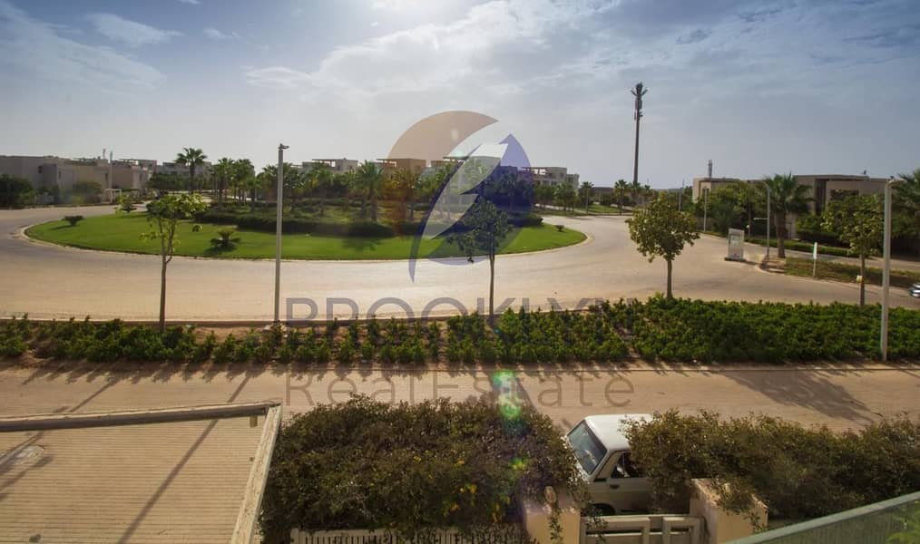 13 76d3177e-3b2b-4087-b836-c18ba61ba12b. jpeg