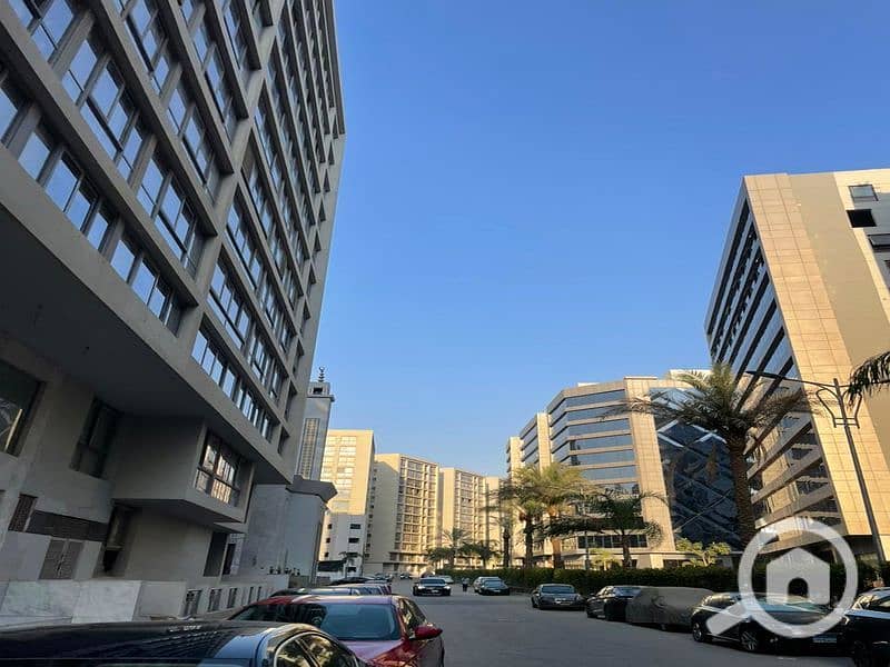 8 WhatsApp Image 2024-11-25 at 4.21. 42 PM (1)_800x600. jpg