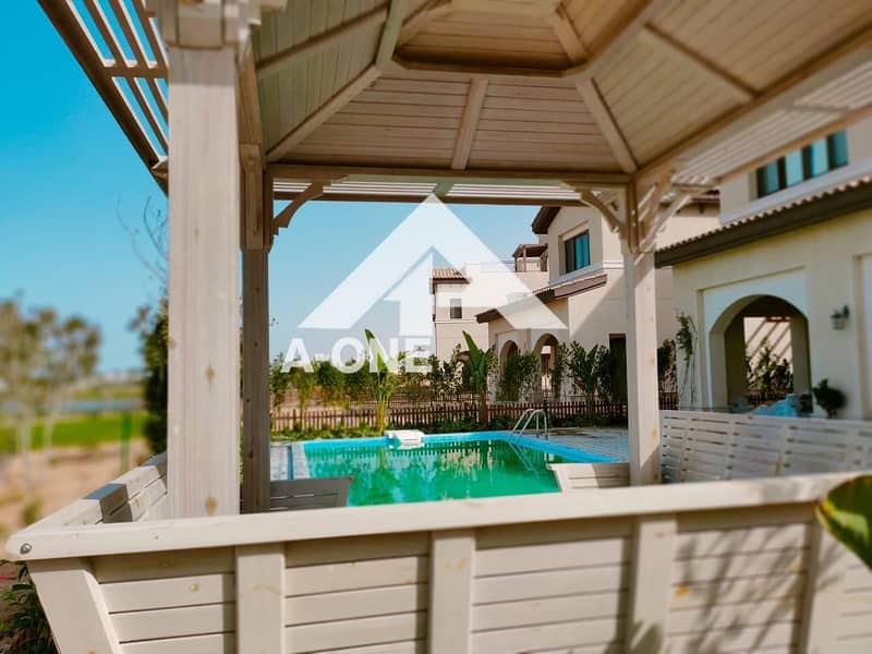 6 c3b663fd-6a7a-49ce-a0dd-02bfc96b5d84. jpg