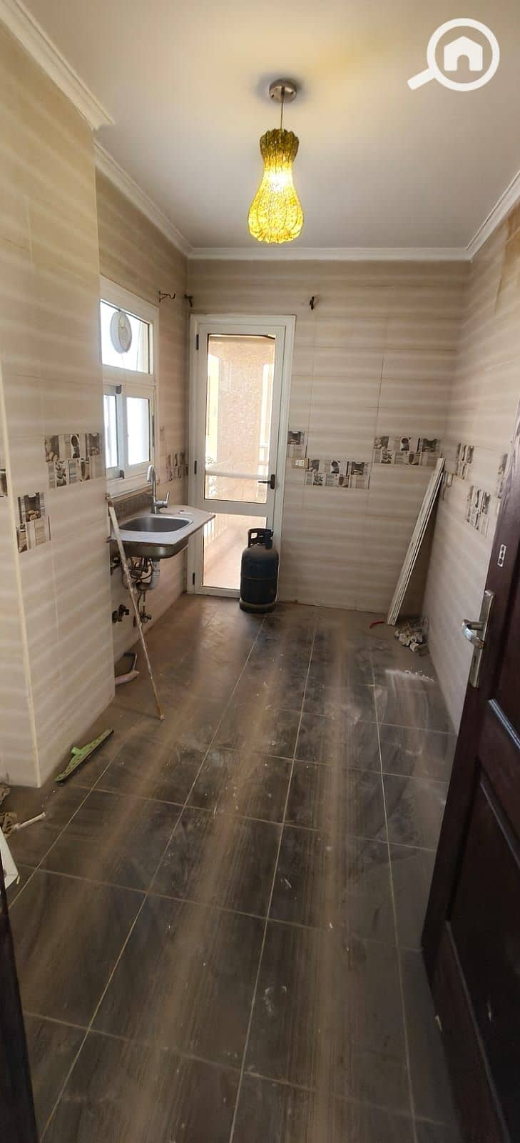 9 aeca16d6-6ca2-4b05-9259-ef967297cbb2. jpg