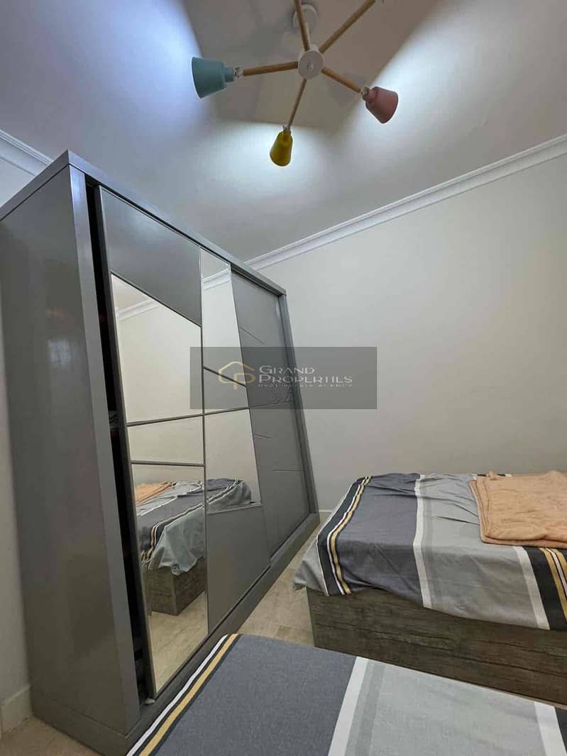 11 4d1360e6-e51d-41a9-aed9-6cf440054d88. jpg