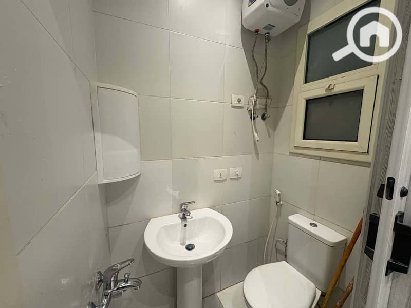 23 e67e49b5-55a4-4716-ae56-b8588e7fede0. jpg